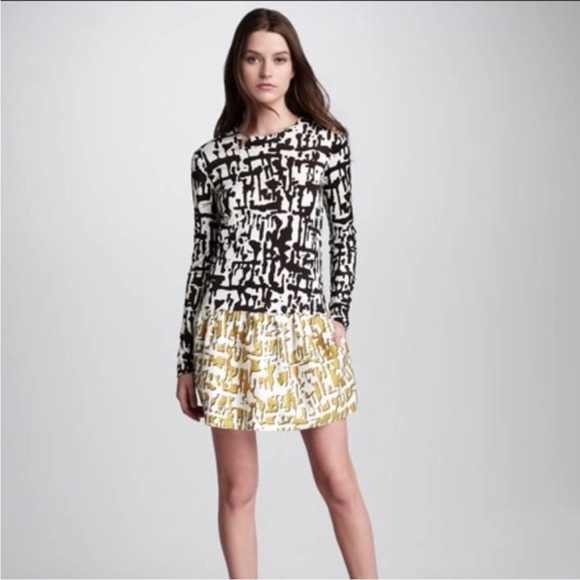 Diane Von Furstenberg Dresses & Skirts - Diane Von Furstenberg Margaux dress brown mustard abstract print Sz 4